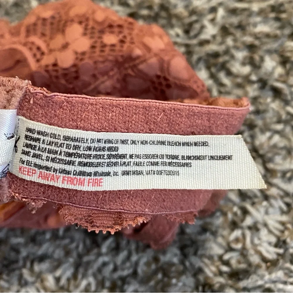 Intimately Free People Bralette Women’s S Dusty Rose Orange Lace Galloon Halter - Picture 4 of 5